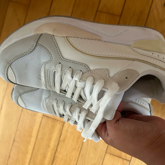 Puma sneakers Sz: W8.5 - Picture 4 of 6